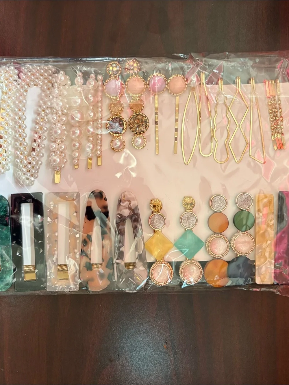 Fun Hair Clip Set 30 pieces- Pink, Green, Gold, Blue, Yellow NWT